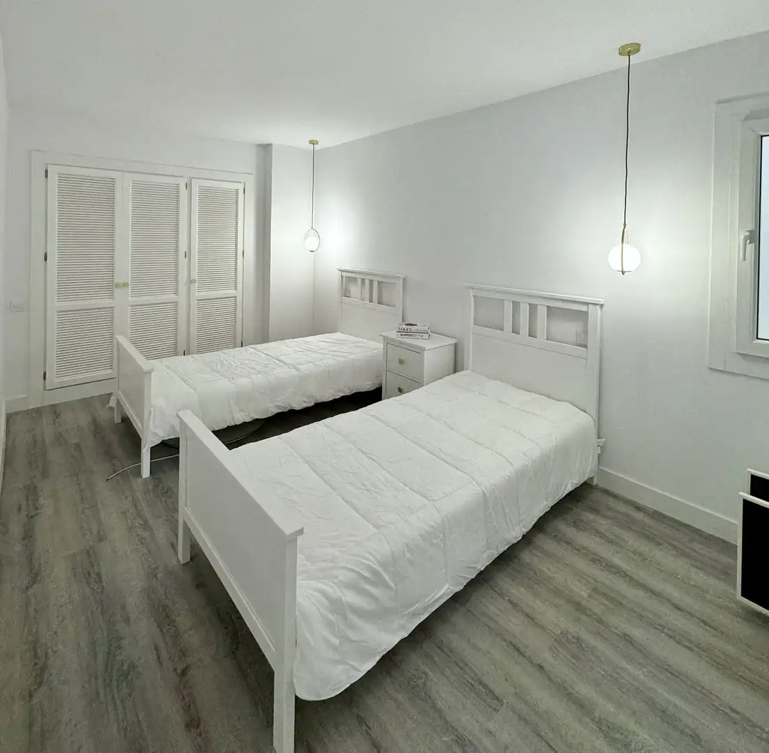 Duplexes for rent to own in Benahavís pueblo