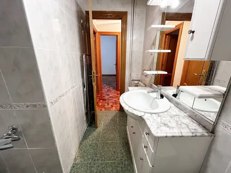 Piso con ascensor en alquiler en Calle de la Infanta Mercedes, imagen 13