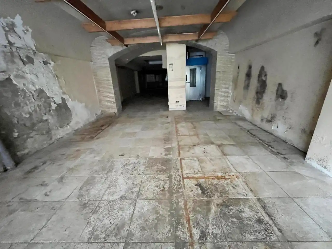 Gewerbefläche zum Verkauf in Los Isunza Kalea 3, imagen 3