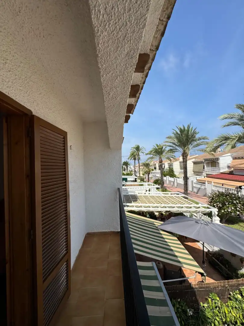Terrassa de Casa o xalet en venda en Santa Pola amb Aire condicionat, Calefacció i Jardí privat