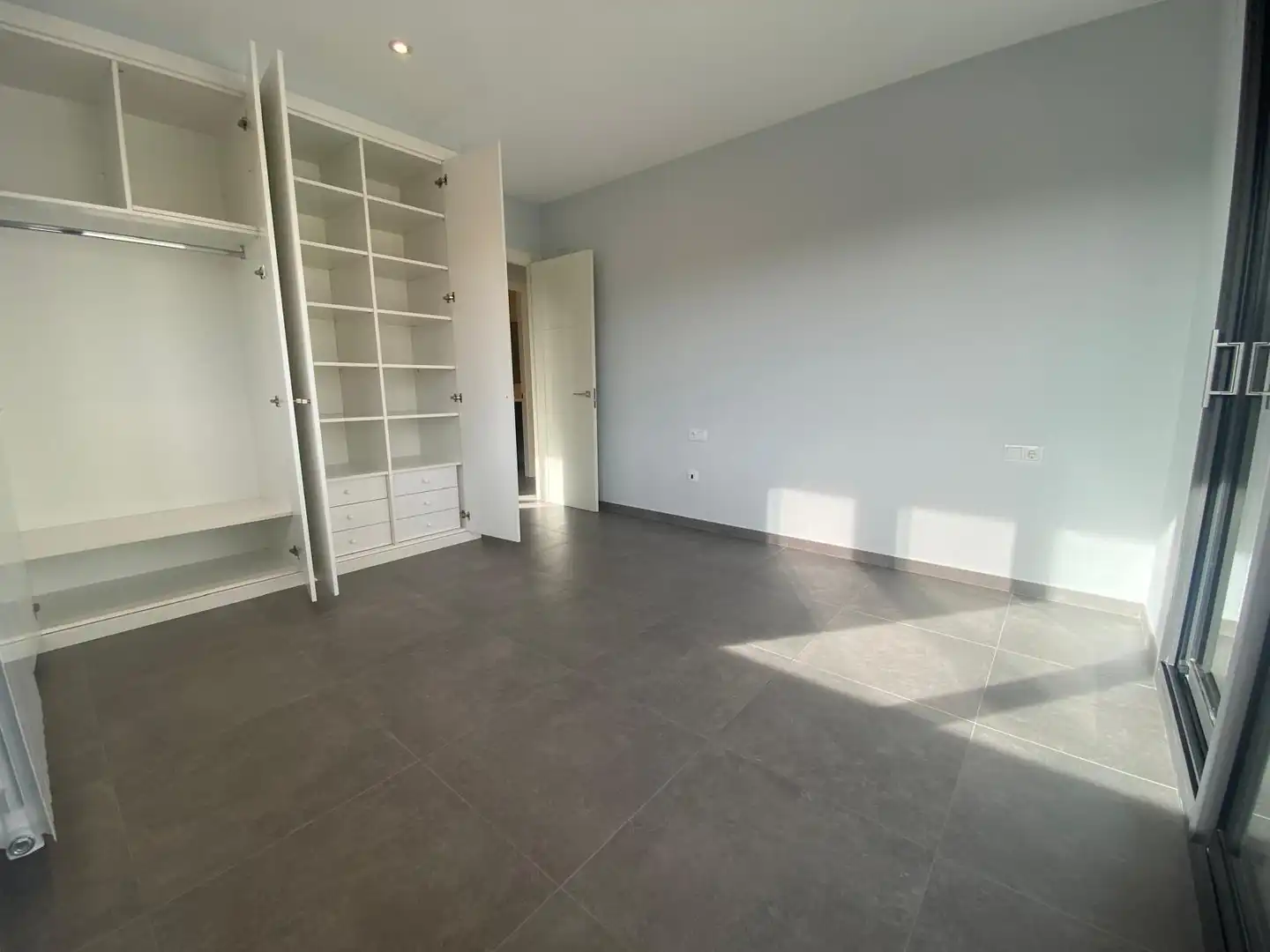 Habitación de Casa adosada en venta en Vic con Calefacción, Jardín privado y Terraza