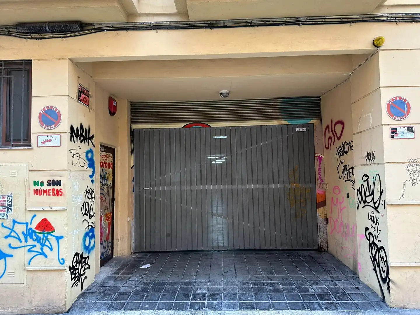 Doppelparkplatz zum Verkauf in Carrer de la Corona 37A, imagen 21