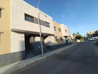 Maison à louer à Balerma