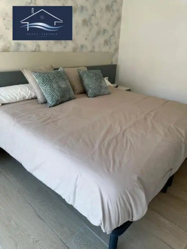 Habitación de Piso en venta en Alicante / Alacant con Aire acondicionado, Calefacción y Parquet