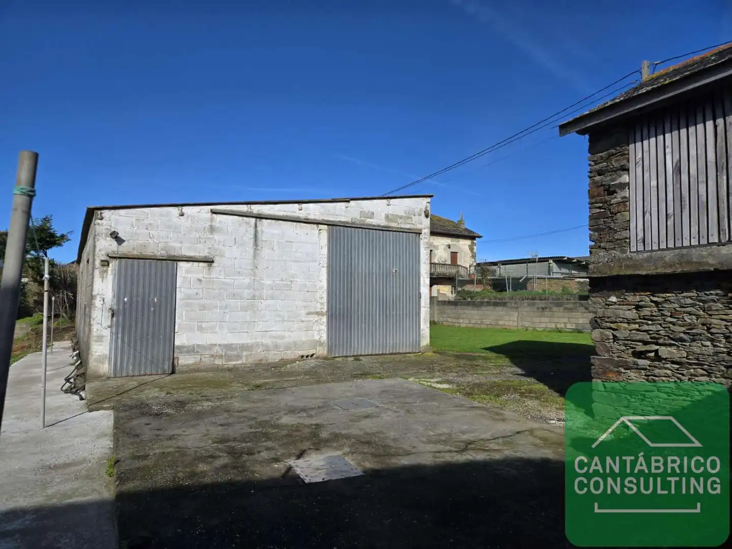 Exterior view of Houses for sale in Navia  with Heating, Storage room and Furnished