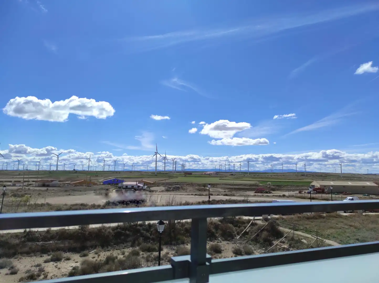 Vista exterior de Piso en venta en La Muela con Calefacción, Terraza y Trastero