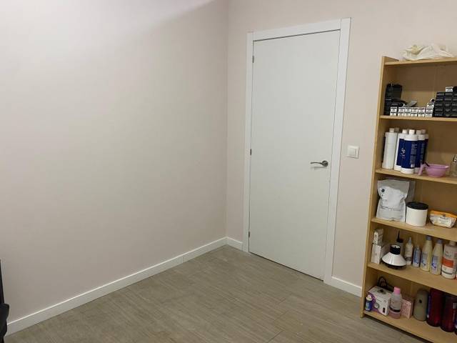 Local comercial en Alquiler en Villanueva de la Cañada ciudad