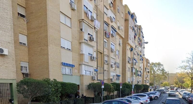 Vista exterior de Pis en venda en  Sevilla Capital