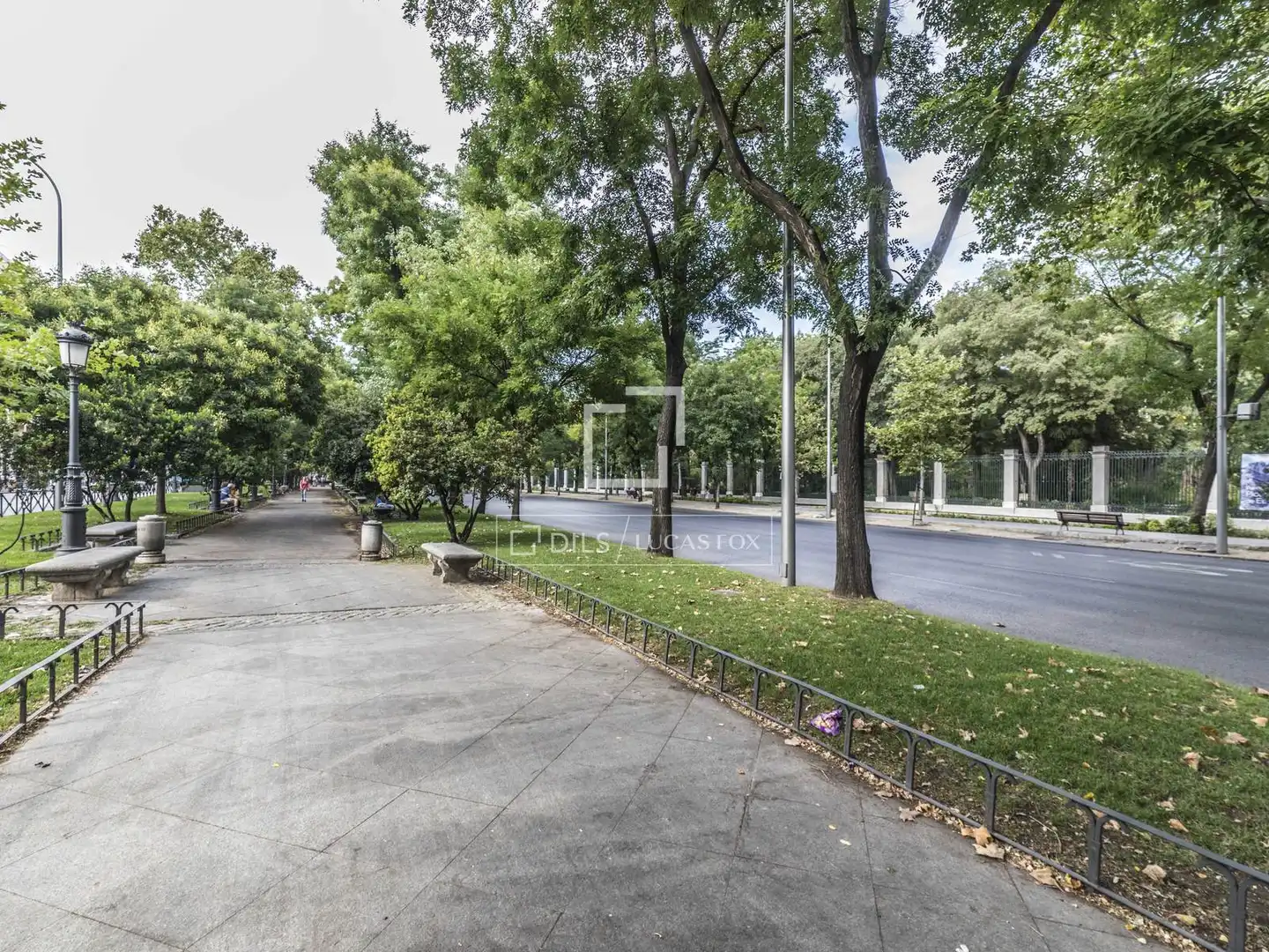Außenansicht von Dachboden zur Miete in Madrid mit Klimaanlage, Heizung und Möbliert