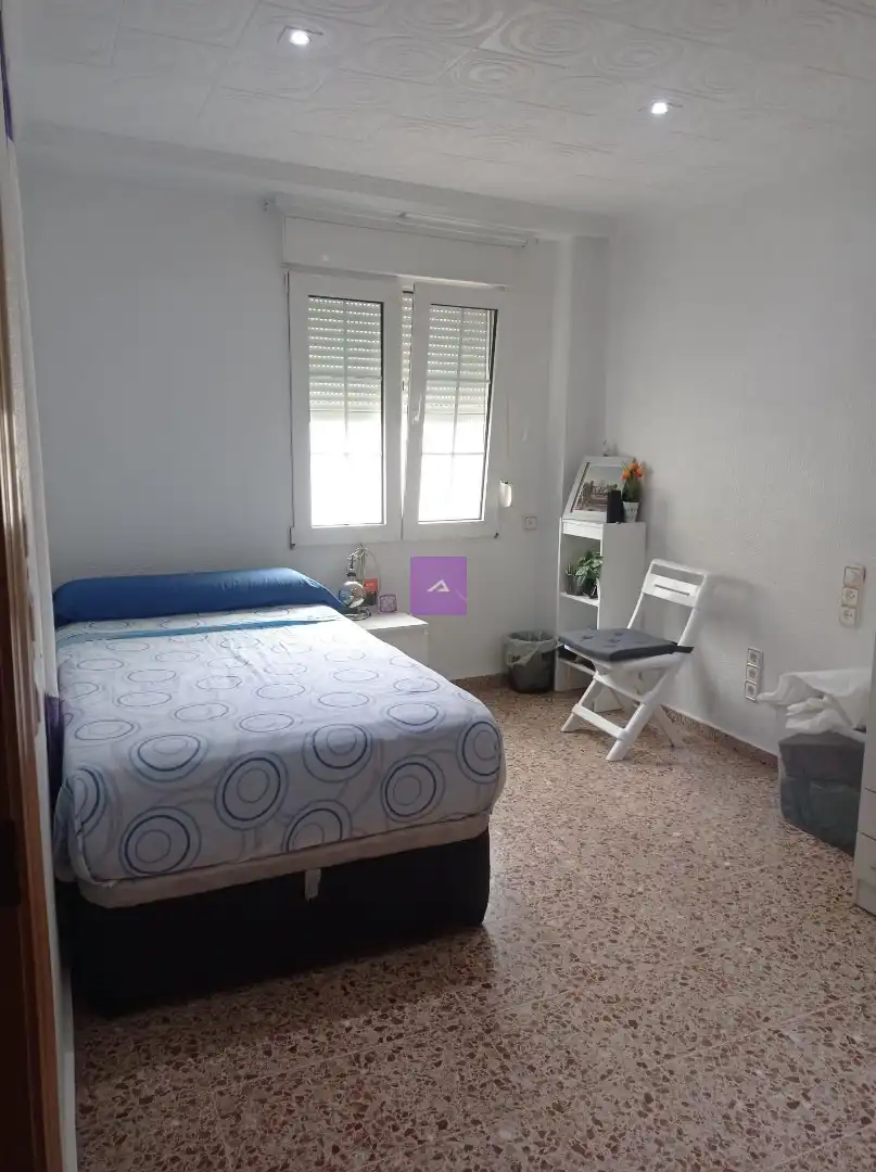 Bedroom of Flat for sale in Sueca  with Air Conditioner and Storage room
