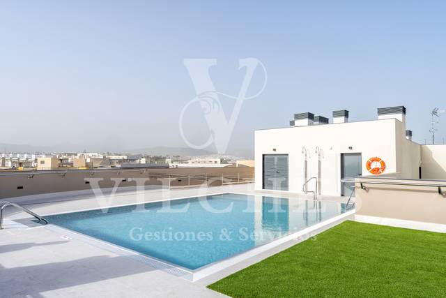 Ático en Alquiler en Avenida Pintor Felo Monzón en Siete Palmas