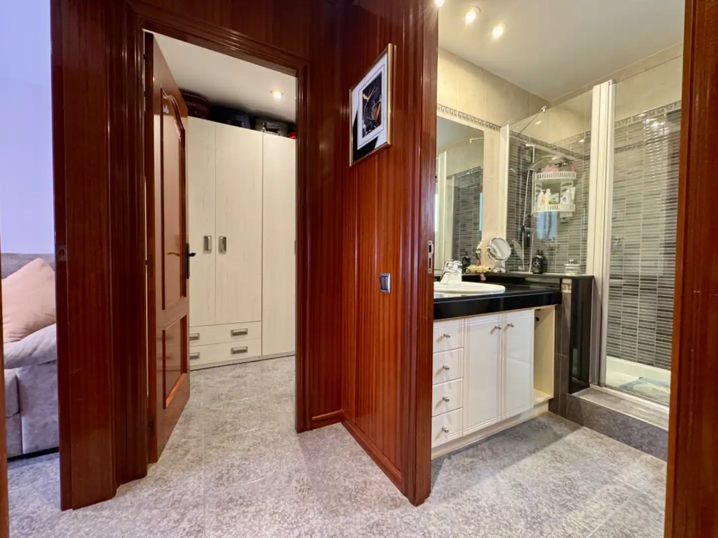 Piso en venta en Sant Boi de Llobregat con Aire acondicionado, Terraza y Trastero