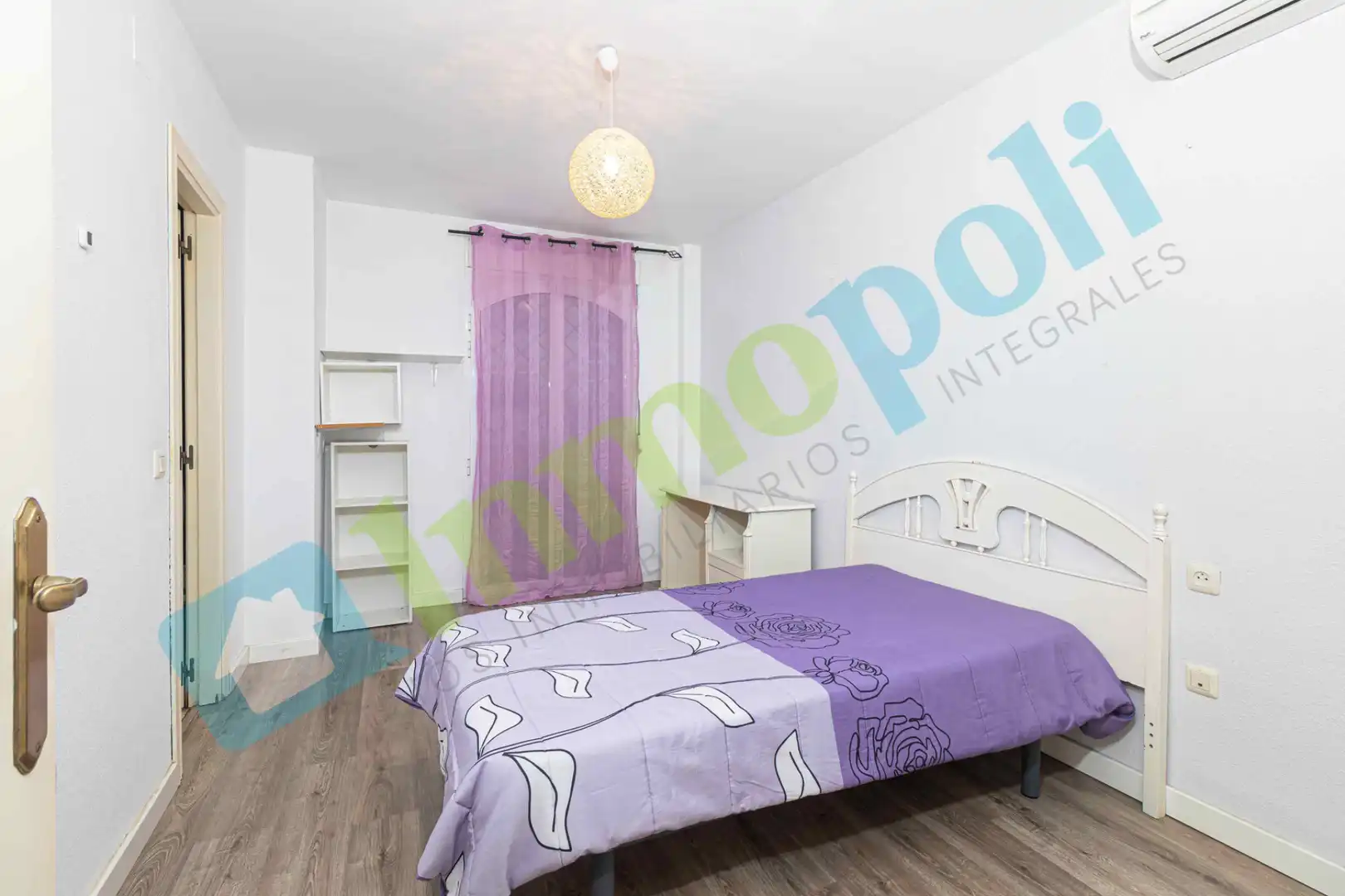 Schlafzimmer von Wohnung zum Verkauf in Badajoz mit Klimaanlage, Heizung und Privatgarten