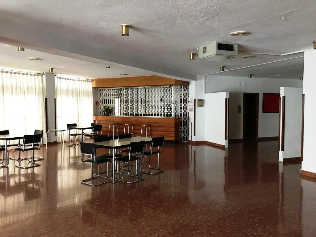 Flat for sale in Instituts - Universitat