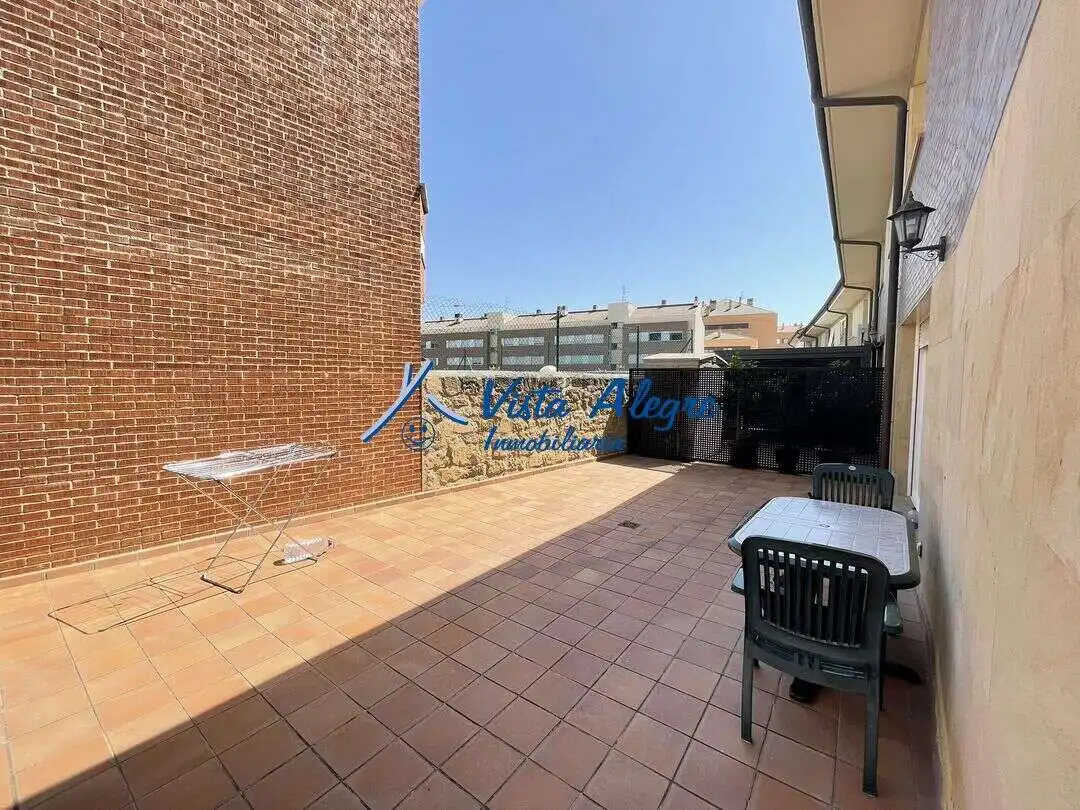 Terrace of Detached homes for sale in Haro  with Heating, Parquet flooring and Terrace
