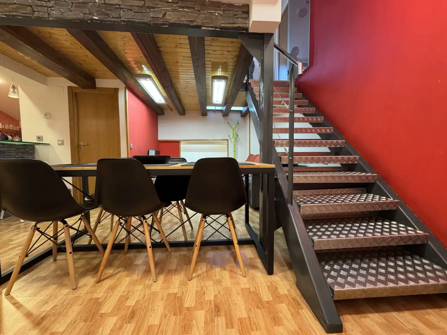 Ático en venta en Jaca con Terraza, Trastero y Amueblado