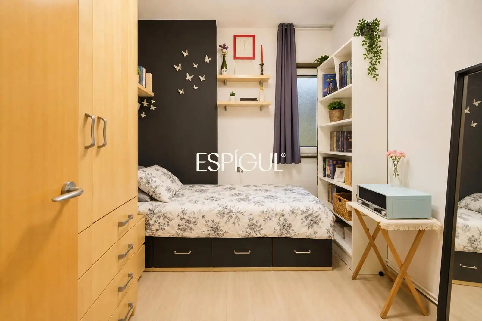 Schlafzimmer von Wohnung zum Verkauf in Barcelona mit Klimaanlage, Heizung und Parkett