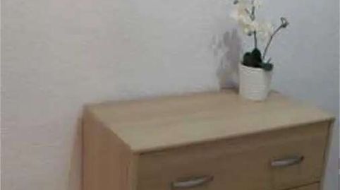 Foto 2 de Piso en venta en Casco Antiguo - Sta. Cruz - Ayuntamiento, Alicante / Alacant