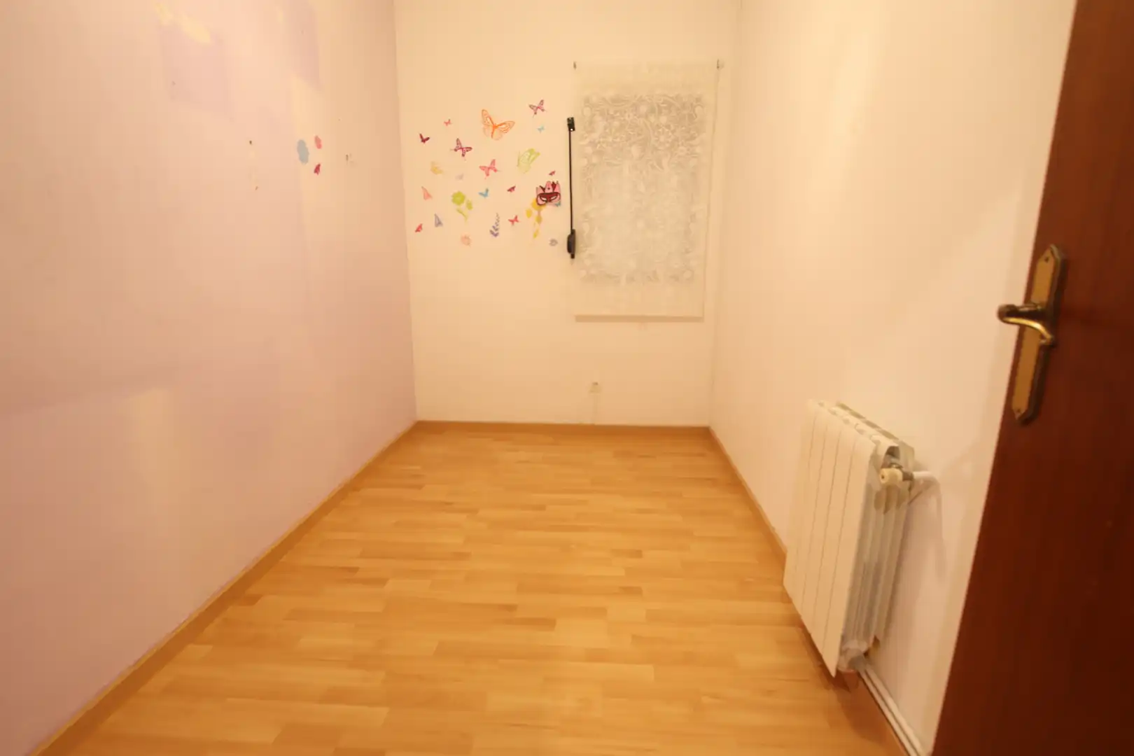 Bedroom of Flat for sale in L'Hospitalet de Llobregat  with Air Conditioner, Heating and Parquet flooring