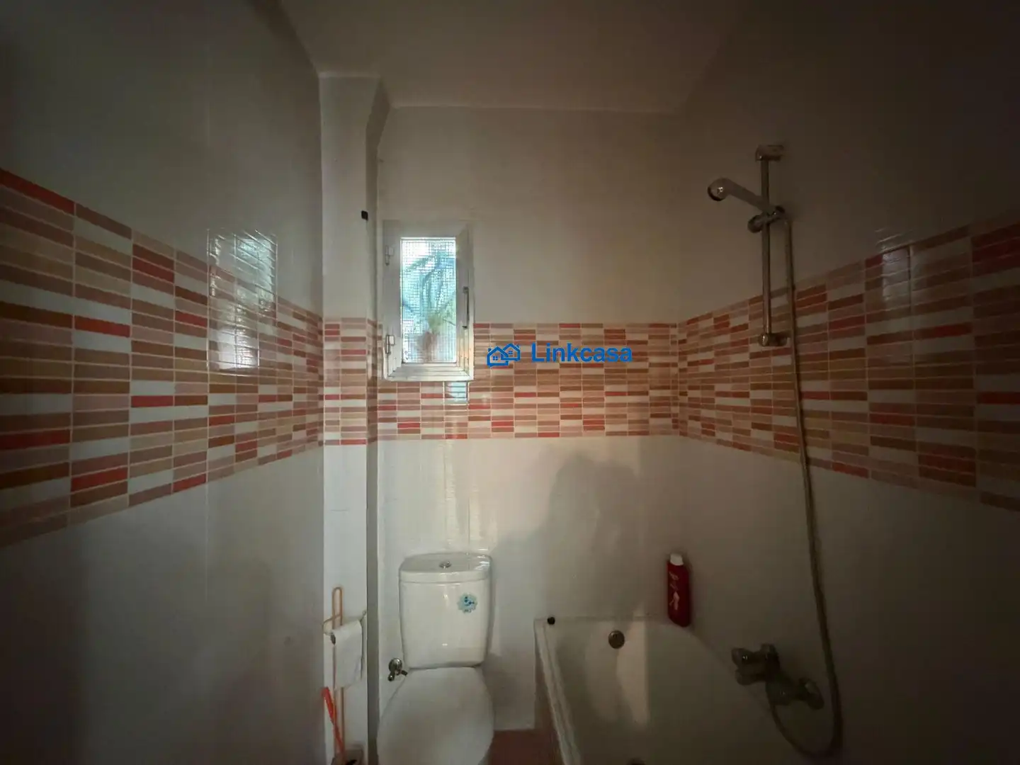 Bathroom of Flat for sale in Madrid