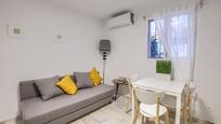 Sala d'estar de Casa o xalet en venda en Marbella amb Aire condicionat i Terrassa
