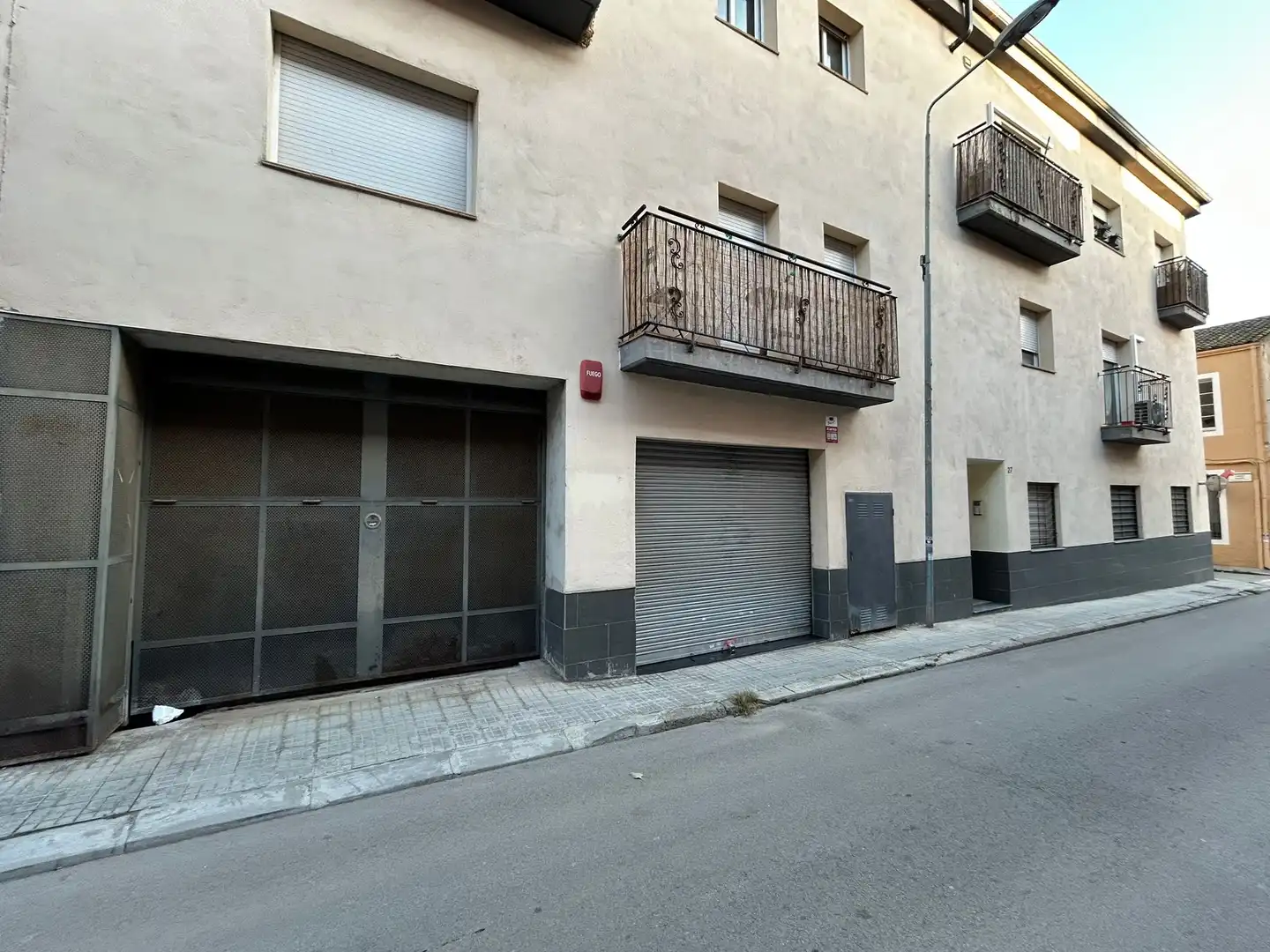 Vista exterior de Garaje en venta en Llinars del Vallès
