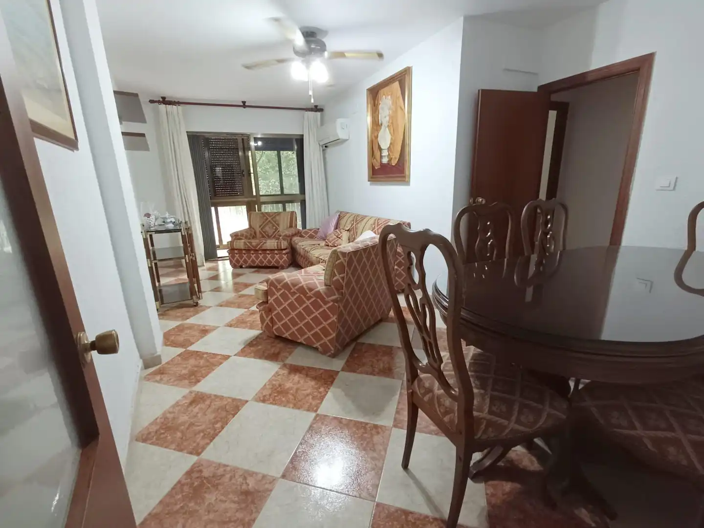 Sala d'estar de Pis en venda en Córdoba amb Aire condicionat, Terrassa i Moblat