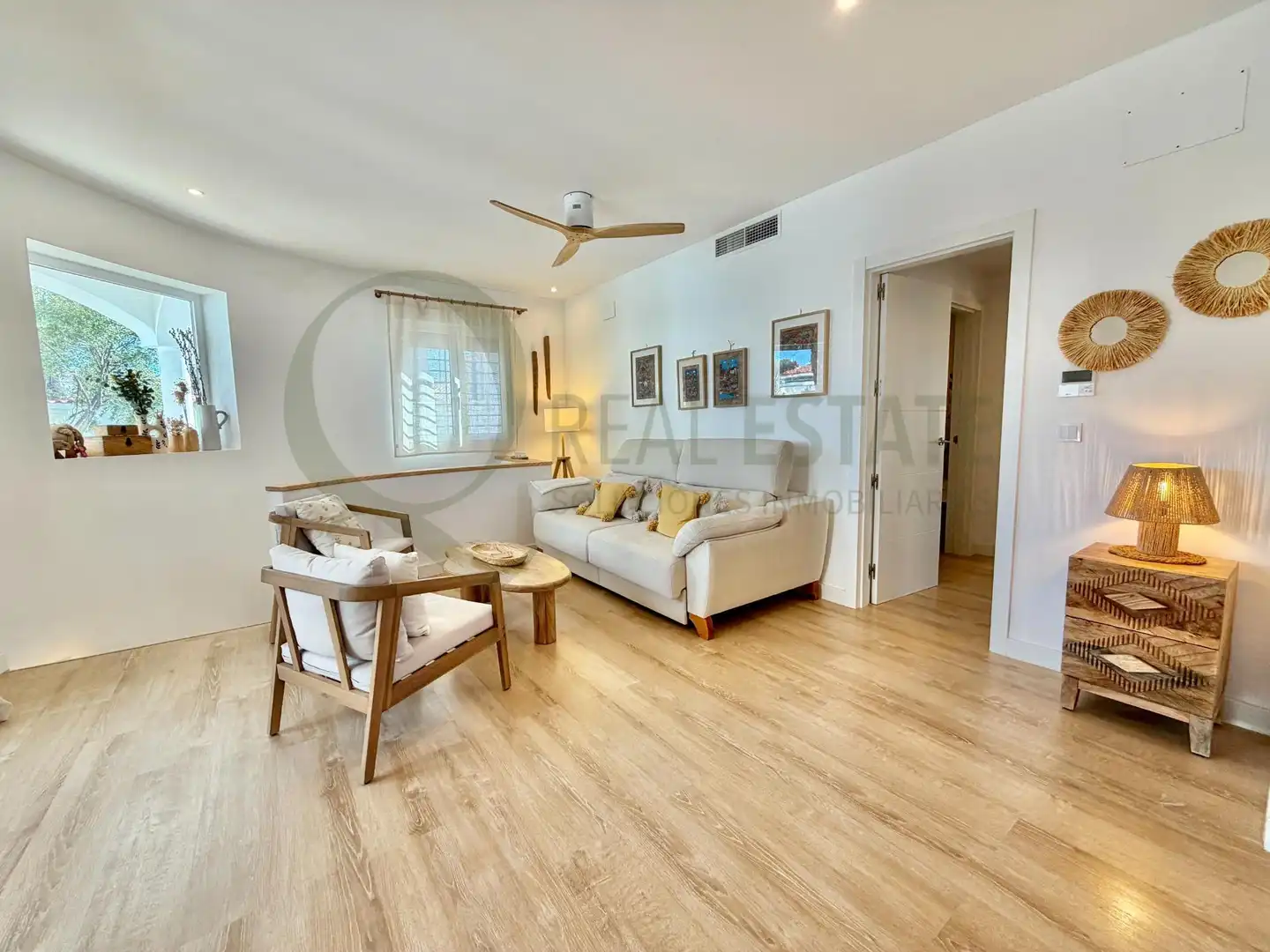 Living room of Houses for sale in El Campello  with Air Conditioner, Heating and Private garden