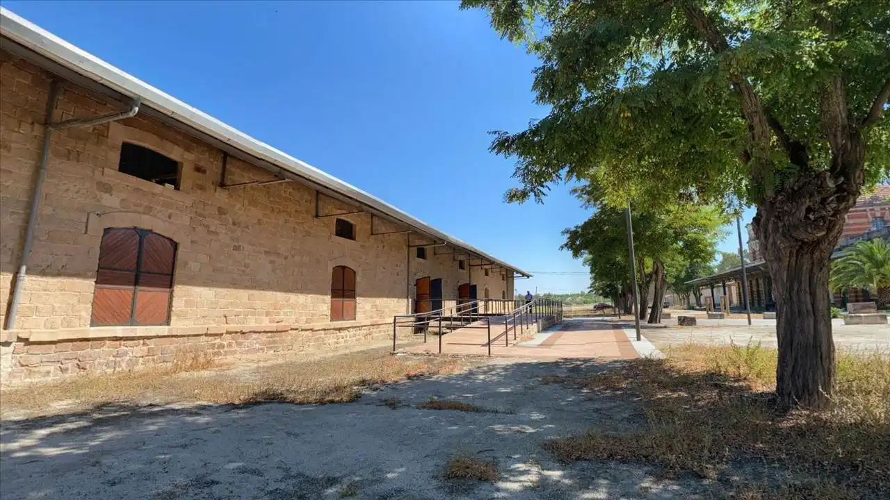 Vista exterior de Casa adosada en venta en La Paz - Las Américas