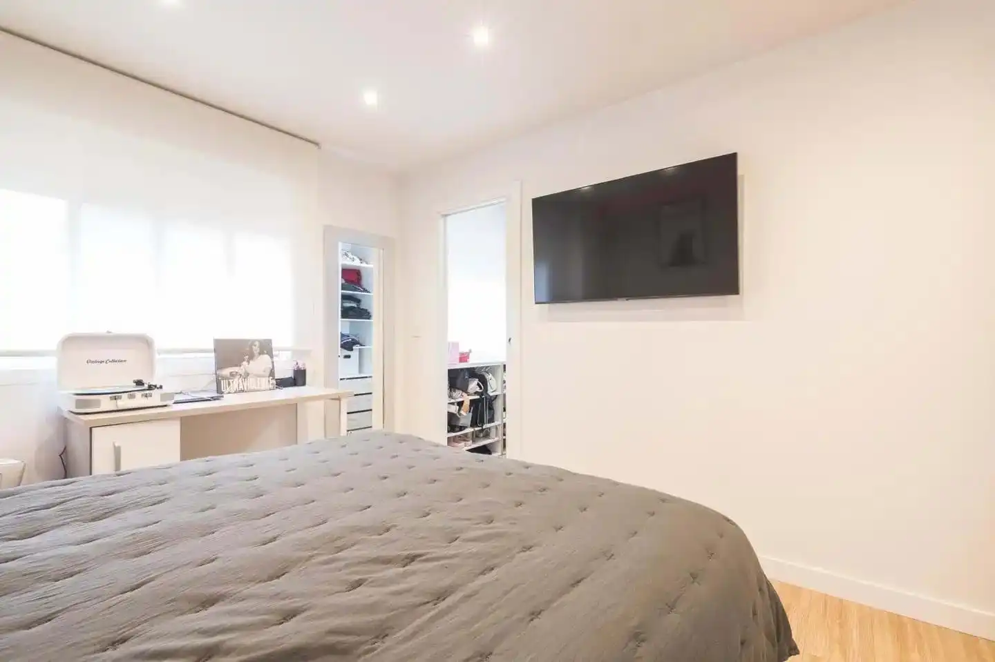 Habitación de Piso en venta en Alicante / Alacant con Terraza, Trastero y Piscina