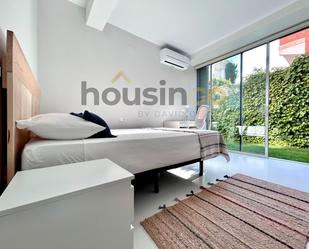 Bedroom of Study to rent in  Madrid Capital  with Air Conditioner, Heating and Parquet flooring