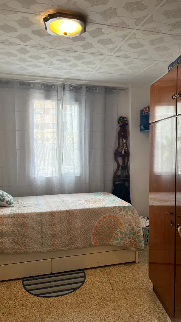 Dormitori de Pis en venda en Valencia amb Aire condicionat, Forn i Balcó