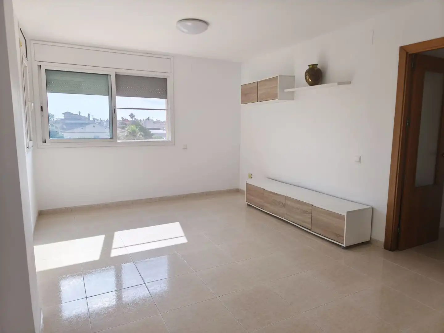 Sala d'estar de Pis en venda en Deltebre amb Aire condicionat, Calefacció i Terrassa