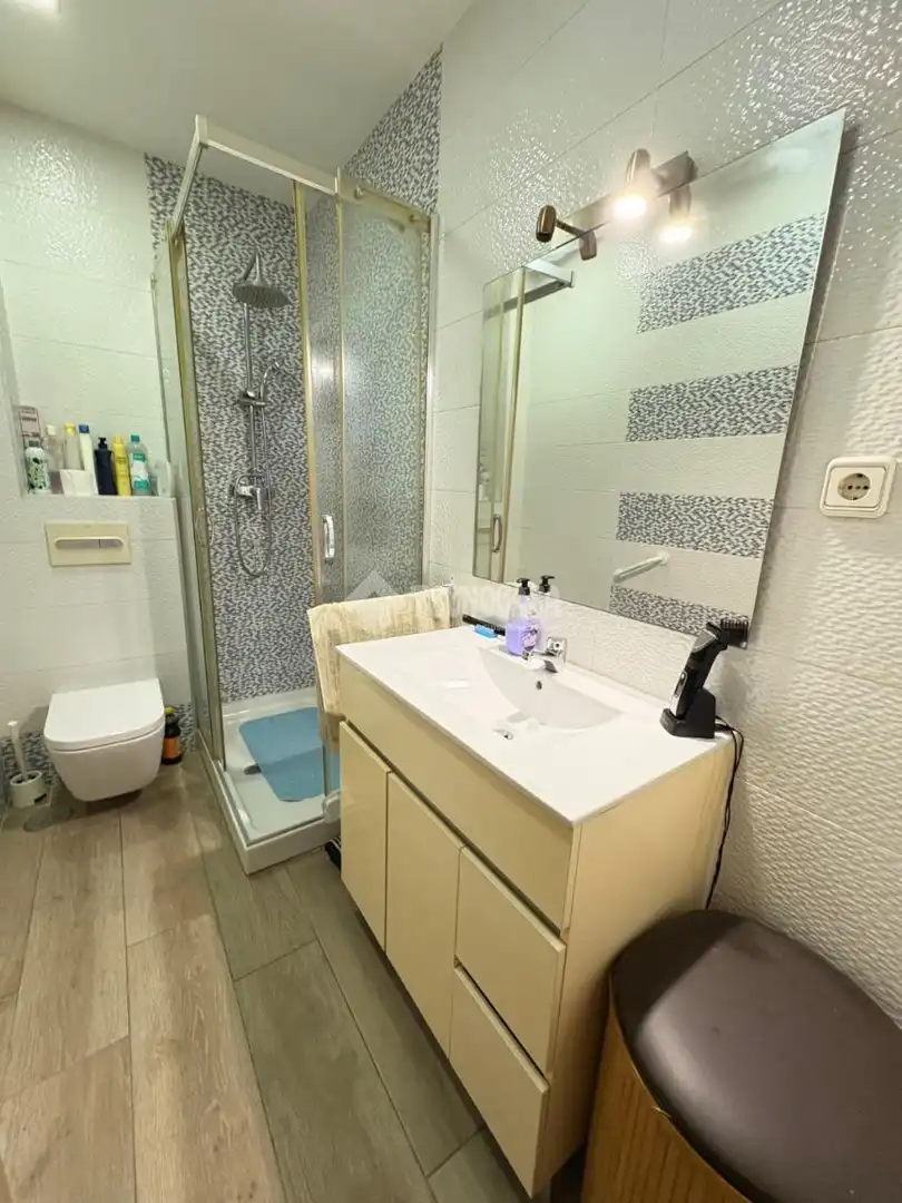 Baño de Piso de alquiler en Getafe con Aire acondicionado, Calefacción y Amueblado