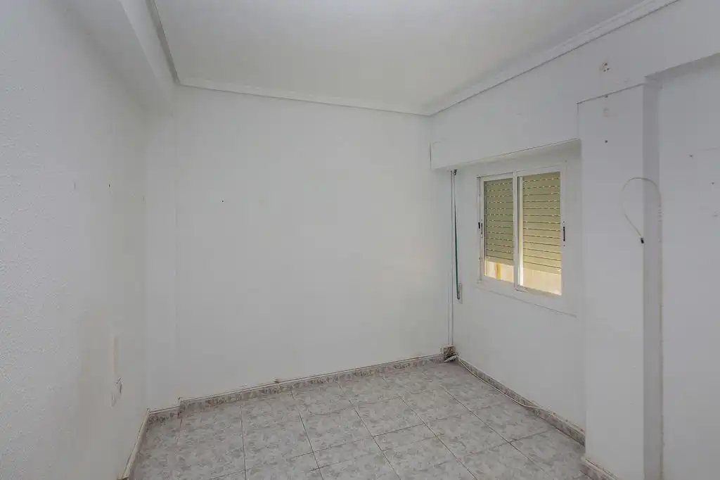 Habitación de Piso en venta en Valencia con Balcón