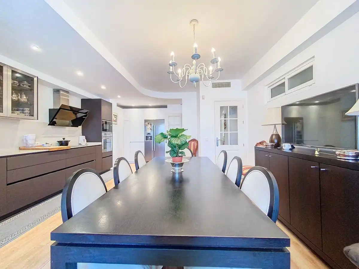 Apartment mit Aufzug zum Verkauf in Nueva Andalucía, imagen 4