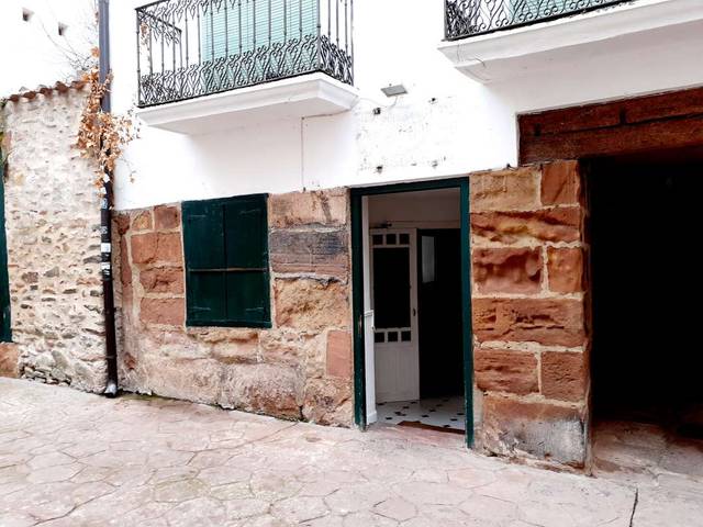 Local comercial en Alquiler en Ezcaray