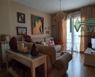 Living room of Flat to rent in  Granada Capital  with Air Conditioner and Terrace