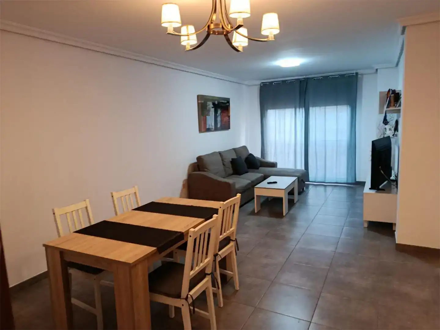 Sala d'estar de Pis per a compartir en L'Alcora amb Traster i Moblat