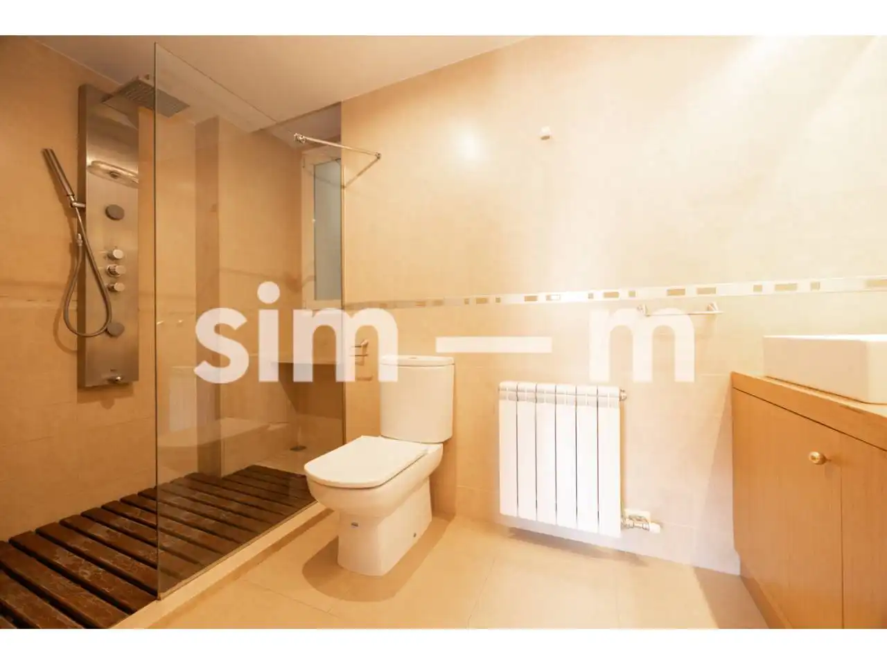 Bathroom of Flat for sale in Vic  with Heating, Parquet flooring and Terrace