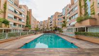 Piscina de Àtic en venda en Alcobendas amb Aire condicionat, Calefacció i Jardí privat