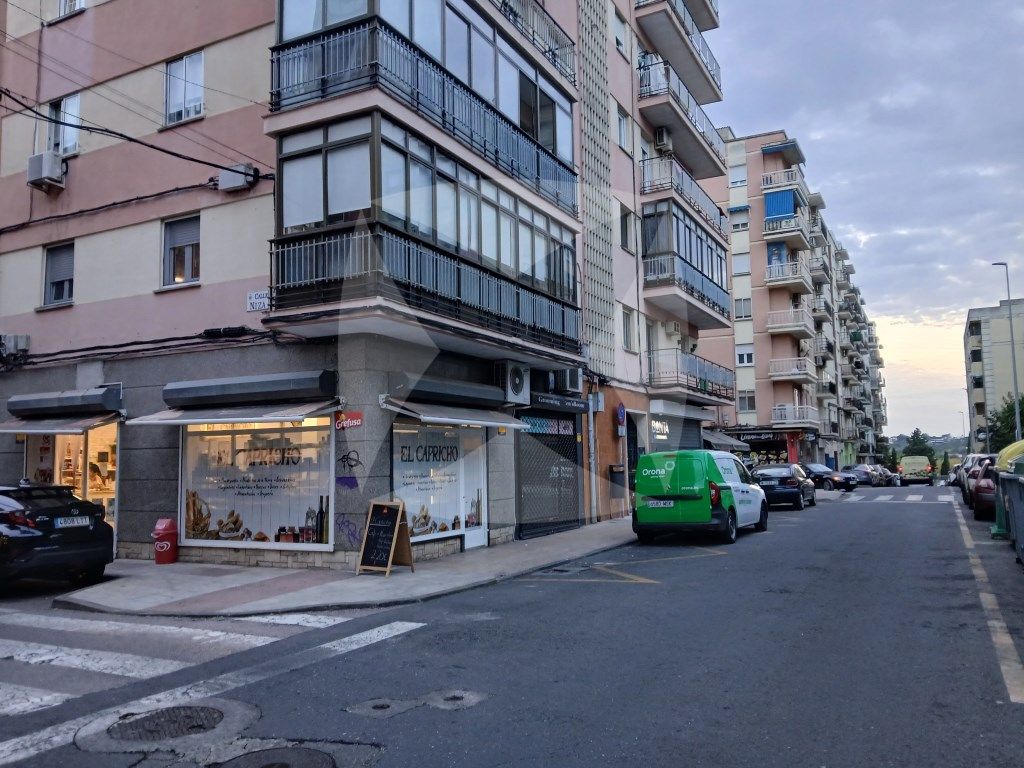 Flat for sale in Calle Doctor Fleming, Ruta de la Plata