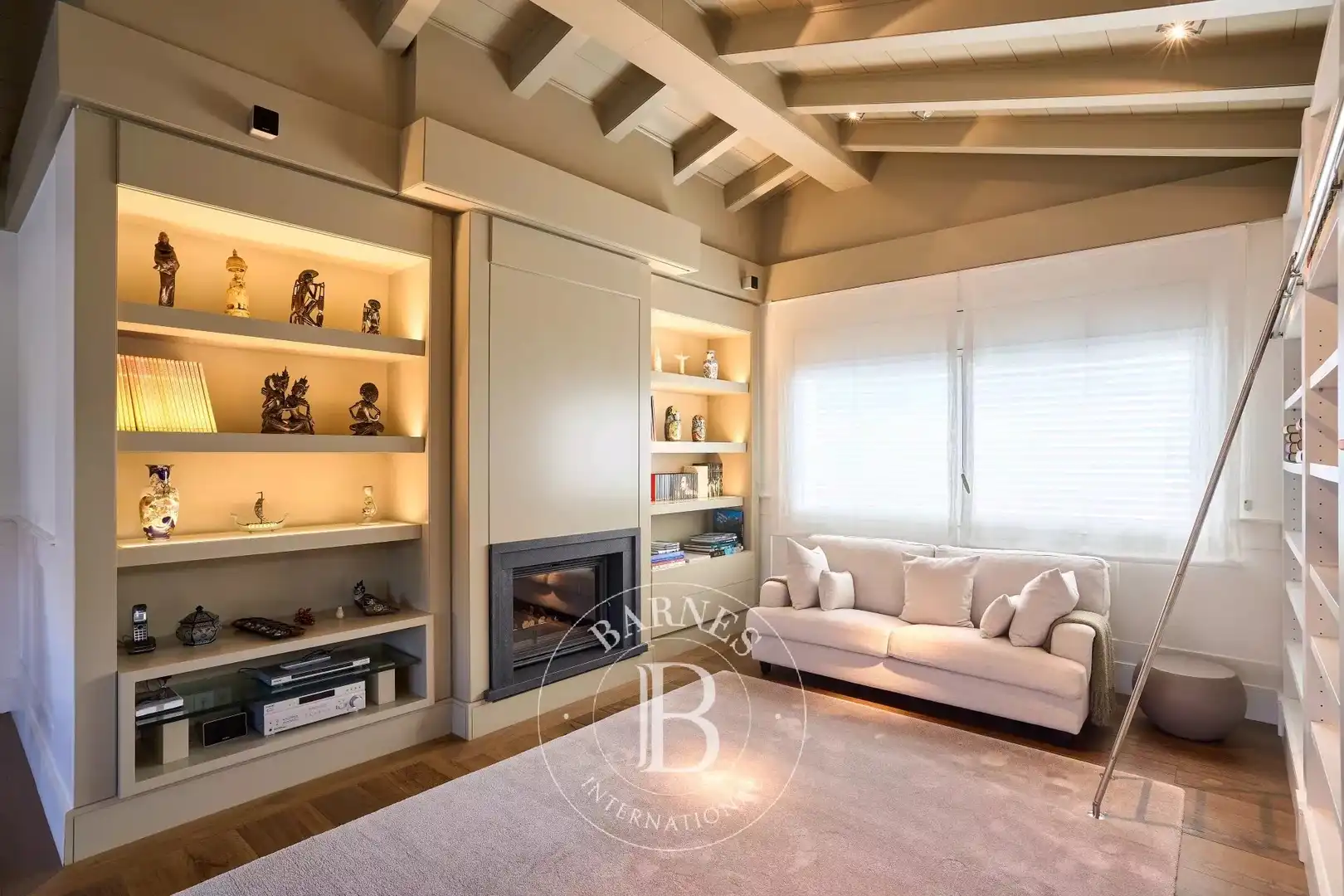 Sala de estar de Casa o chalet en venta en Sant Pol de Mar con Aire acondicionado, Calefacción y Jardín privado