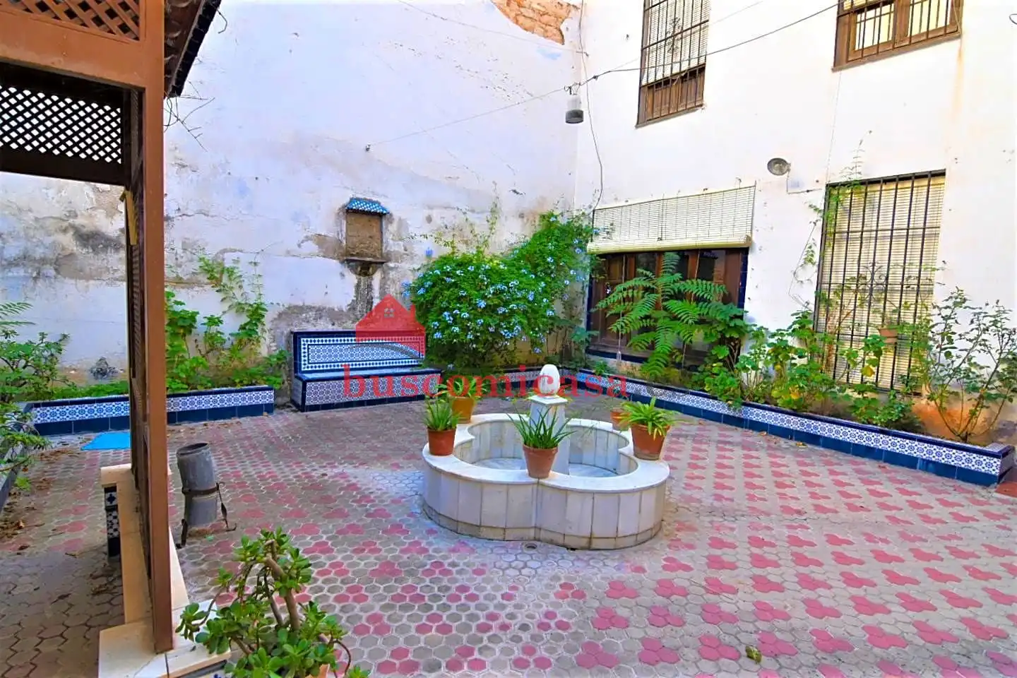 Jardín de Edificio en venta en Linares