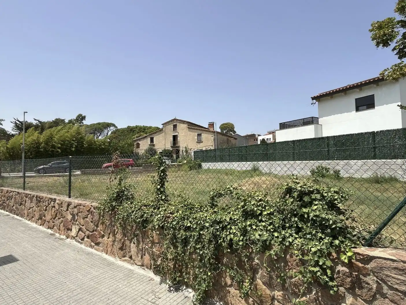 Terreny residencial en venda a Carrer Frederic Marès 61