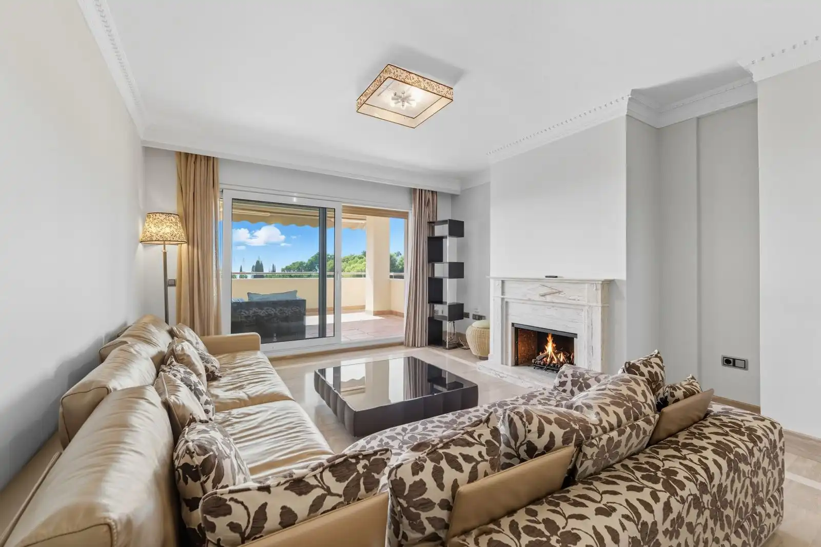 Wohnung mit Pool zum Verkauf in Calle Lago de los Cisnes 1, imagen 2