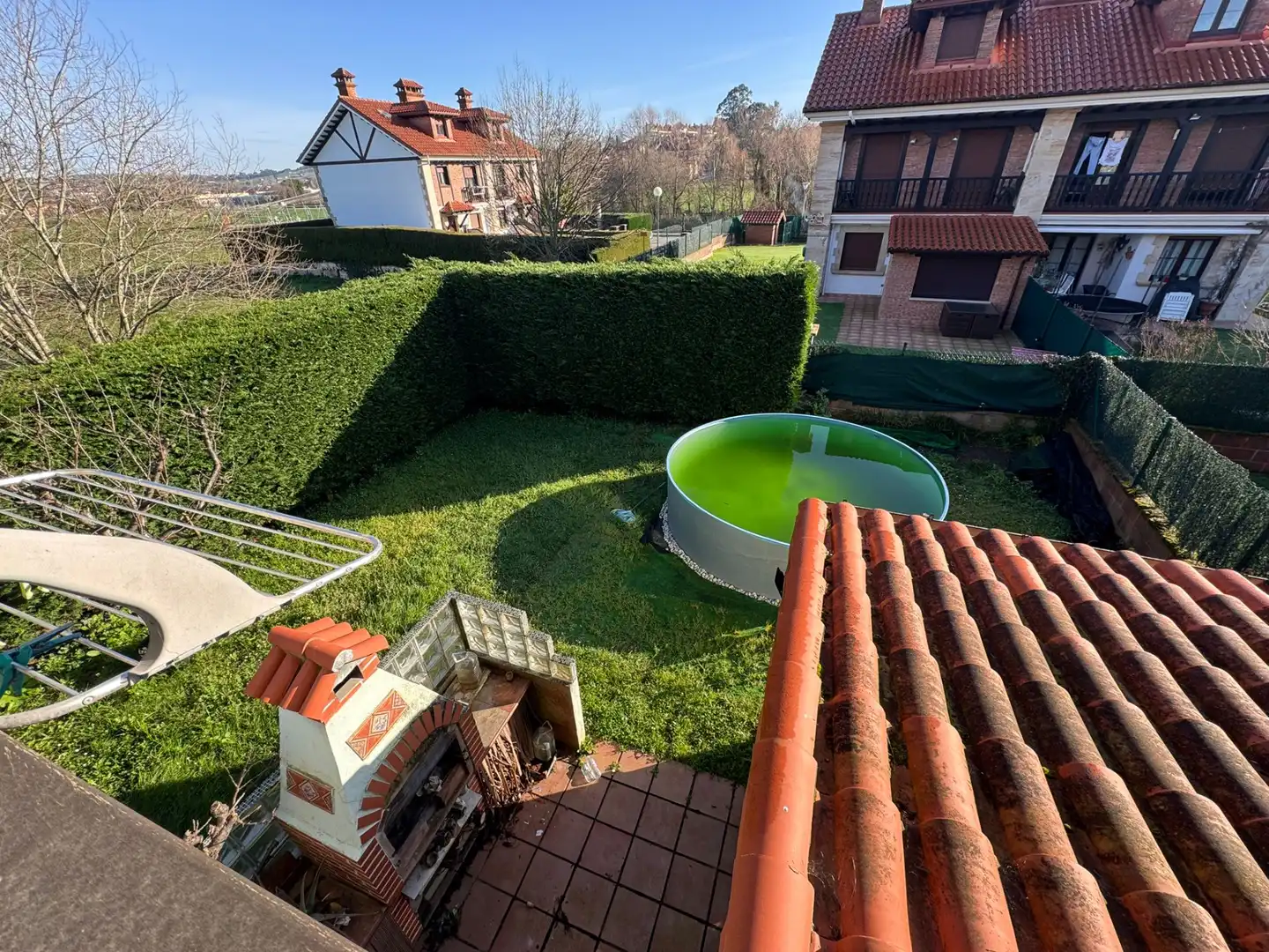 Garten von Einfamilien-Reihenhaus zum Verkauf in Polanco mit Heizung, Privatgarten und Terrasse