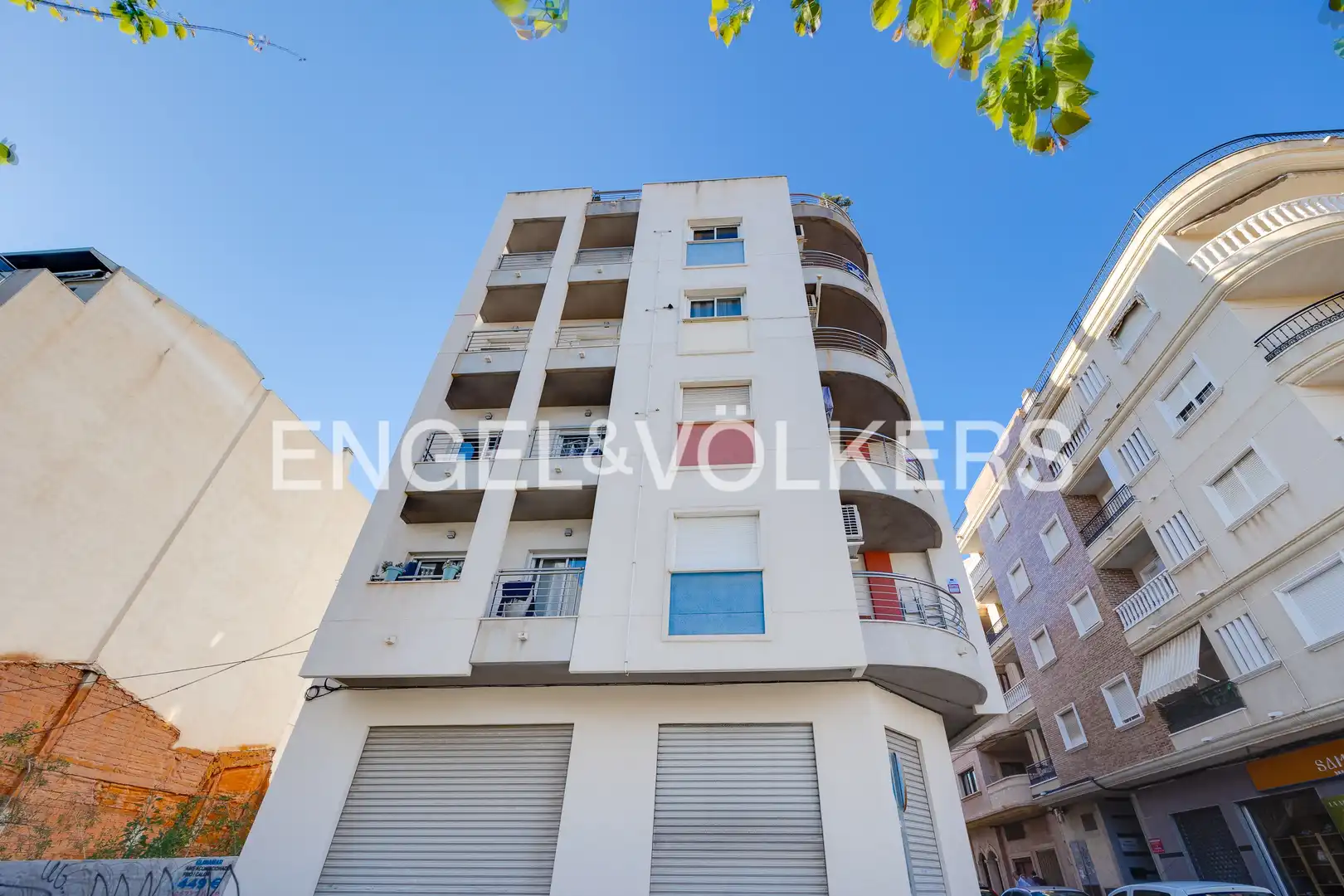 Vista exterior de Ático en venta en Torrevieja con Aire acondicionado, Calefacción y Terraza