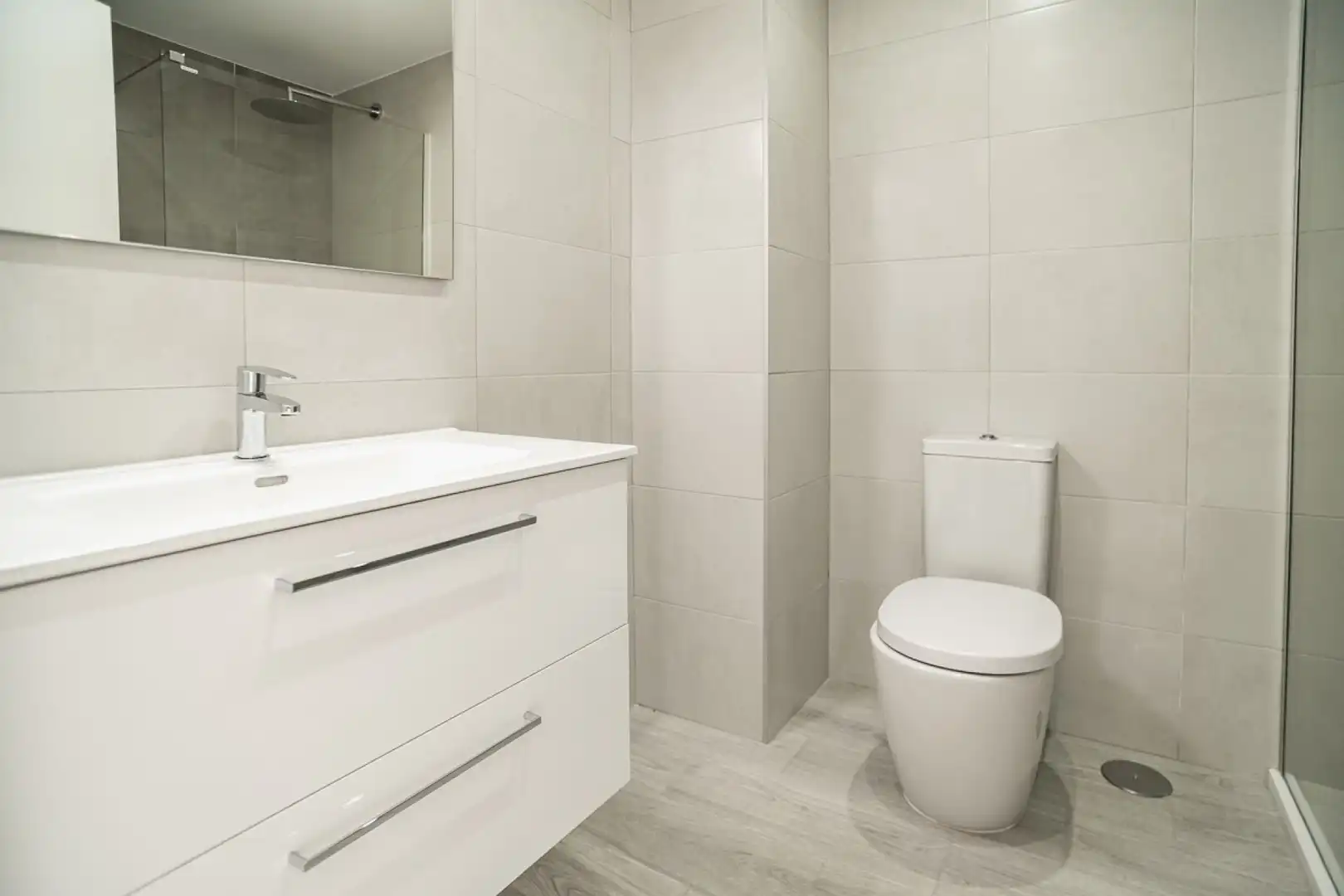 Baño de Piso en venta en Orihuela con Aire acondicionado, Calefacción y Terraza