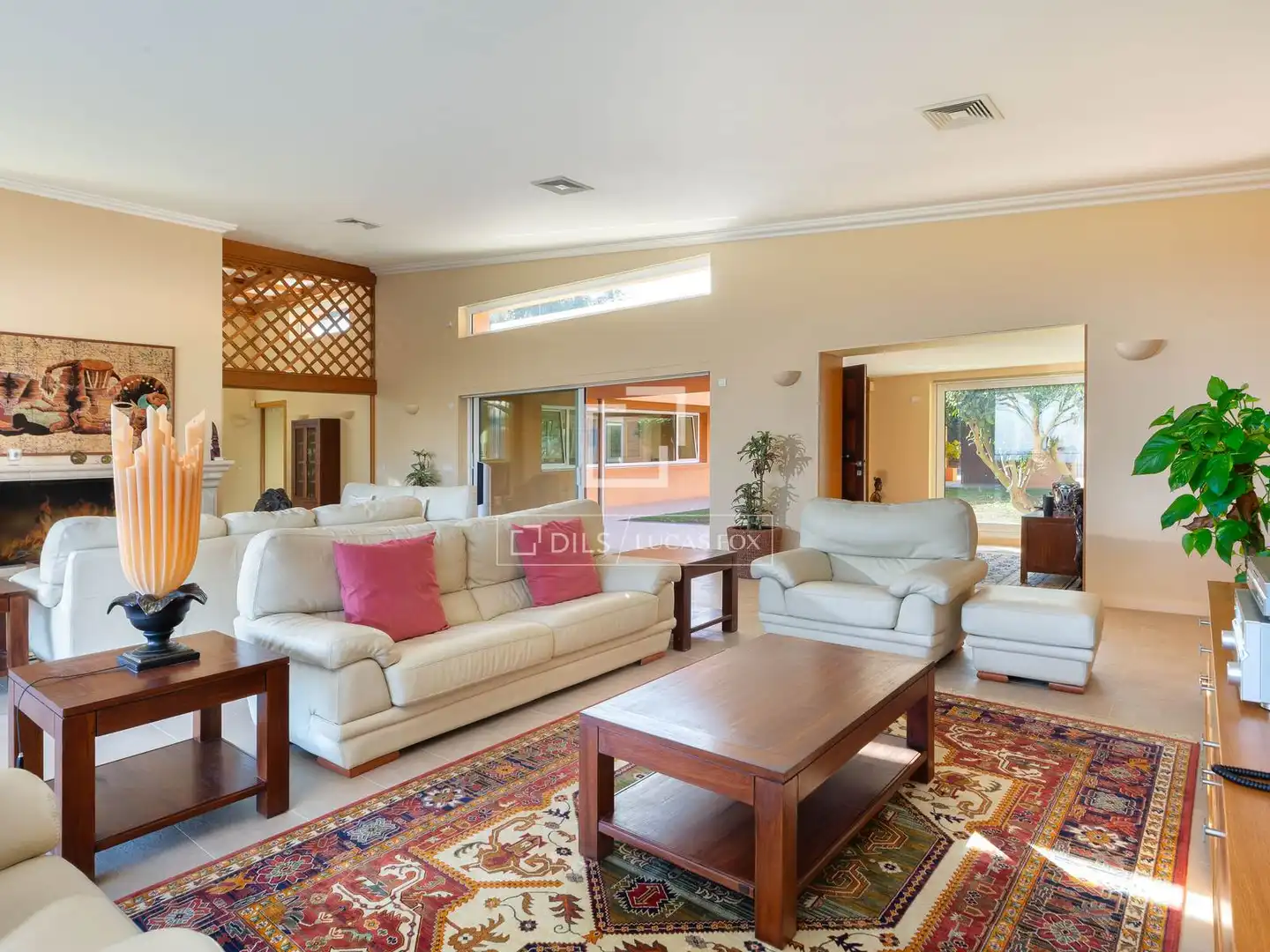 Sala de estar de Casa o chalet en venta en Begur con Aire acondicionado, Calefacción y Jardín privado
